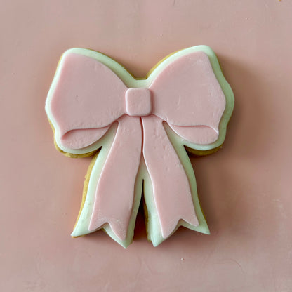 Pretty Bow Fondant and Buttercream Stamp and Cutter Set