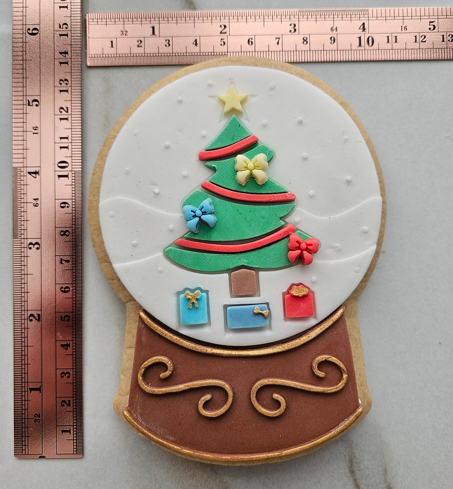 Christmas Tree Snow Globe Fondant and Buttercream Stamp and Cutter Set