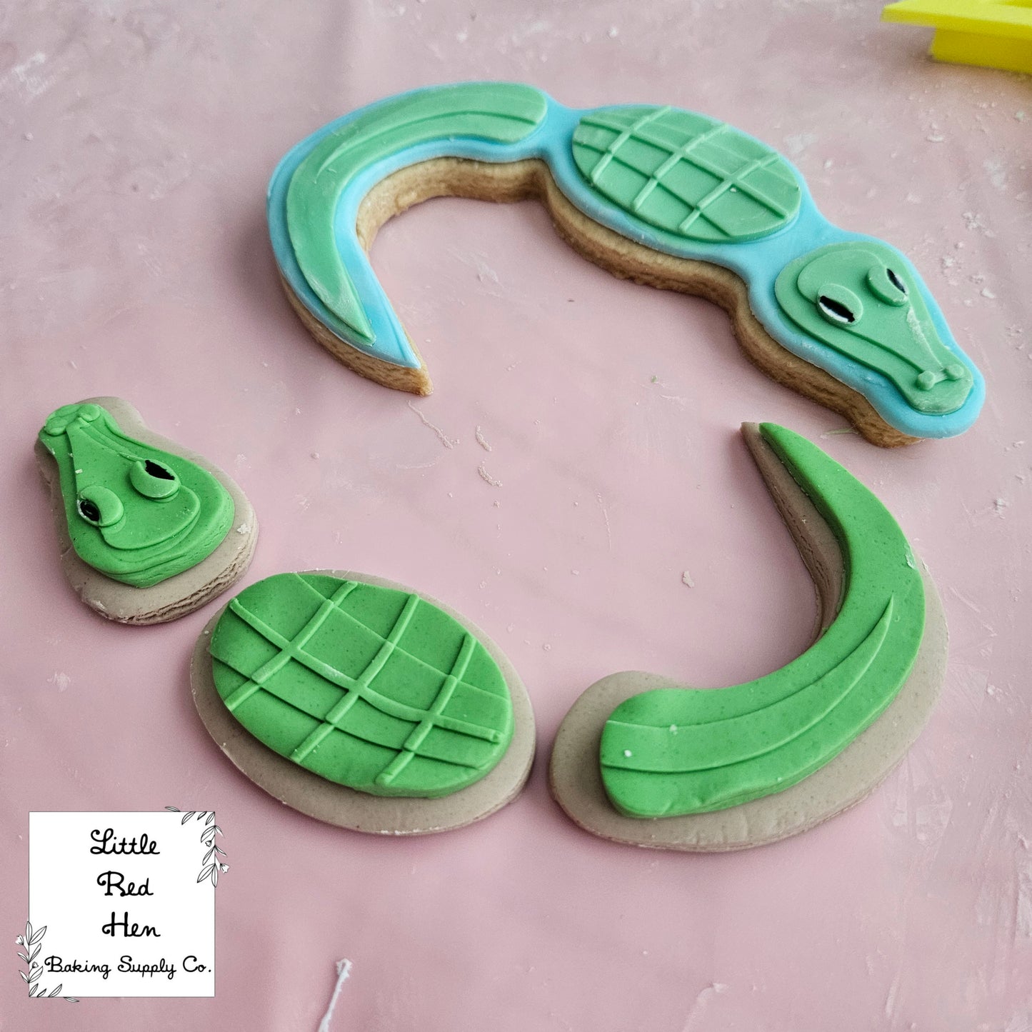Alligator Fondant and Buttercream Stamp and Cutter Set