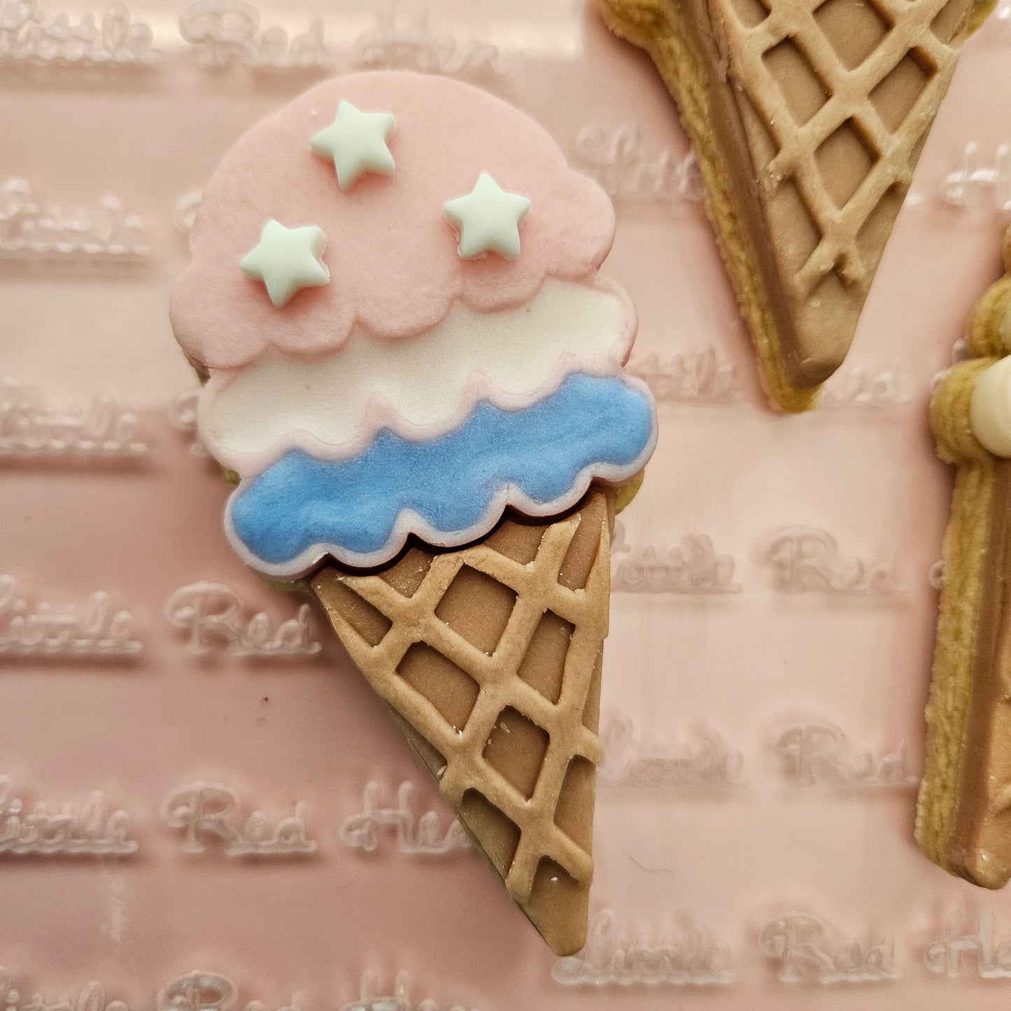 Americana Ice Cream Cone READY TO FLOOD Buttercream Stamp and Cookie Cutter Set