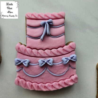 Cake with Mini Bow Fondant and Buttercream Stamp and Cutter Set
