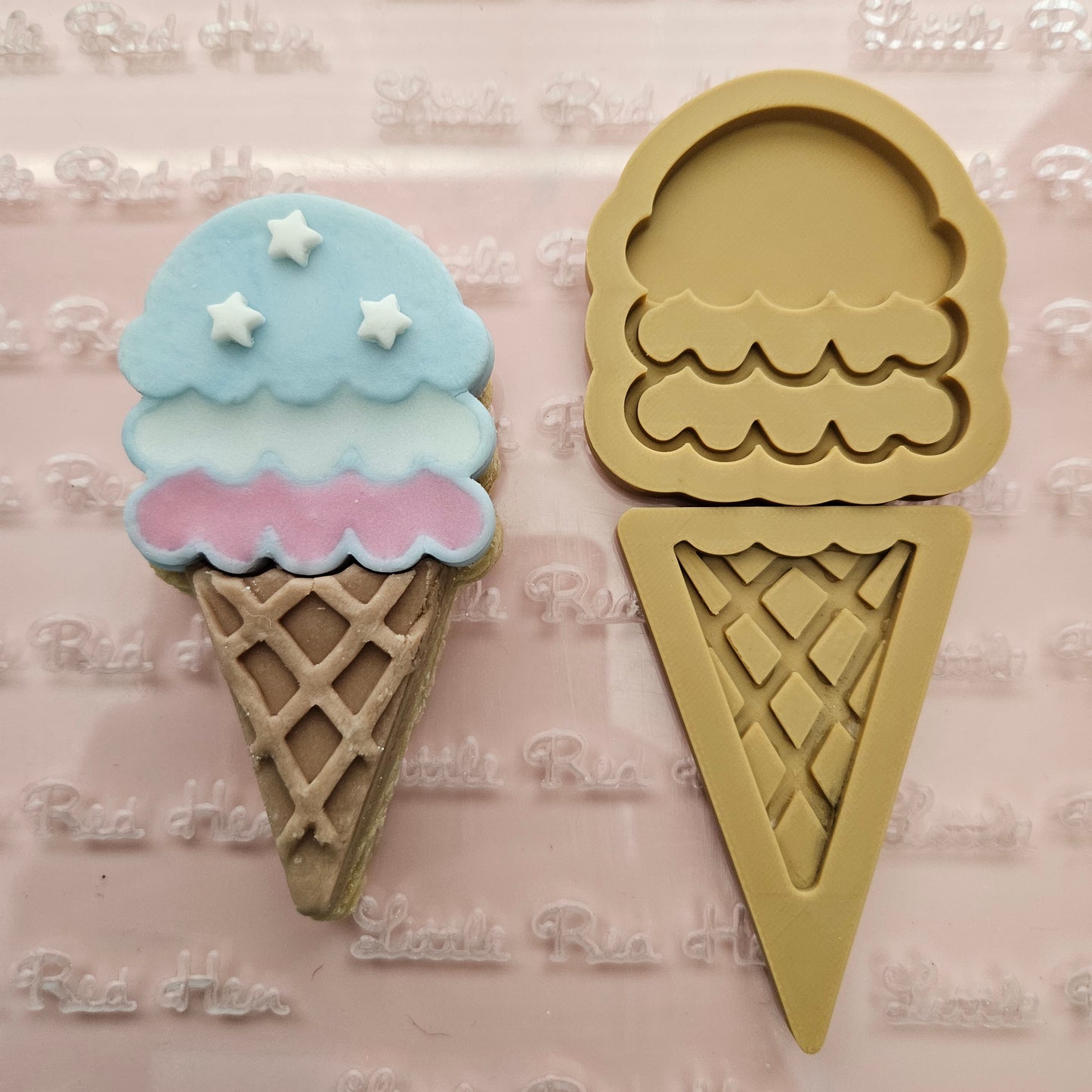 Americana Ice Cream Cone READY TO FLOOD Buttercream Stamp and Cookie Cutter Set