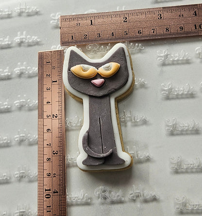 Pete the Cat Fondant and Buttercream Stamp and Cutter Set