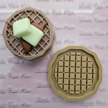 Waffle Buttercream Stamp and Cookie Cutter Set
