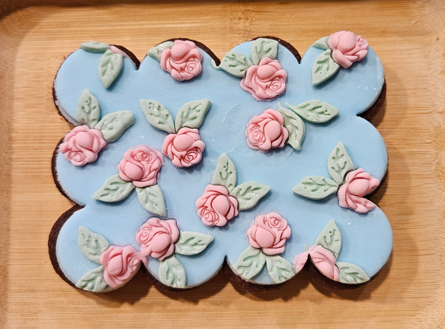 Roses Fondant and Buttercream Stamp Plate and Cutter Set