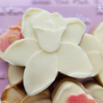 Daffodil Blossom Bloom Buttercream Fondant Stamp and Cookie Cutter Set