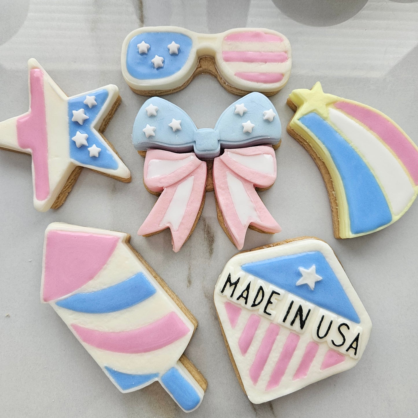 Americana MADE IN USA READY TO FLOOD Buttercream Fondant Stamp and Cookie Cutter Set